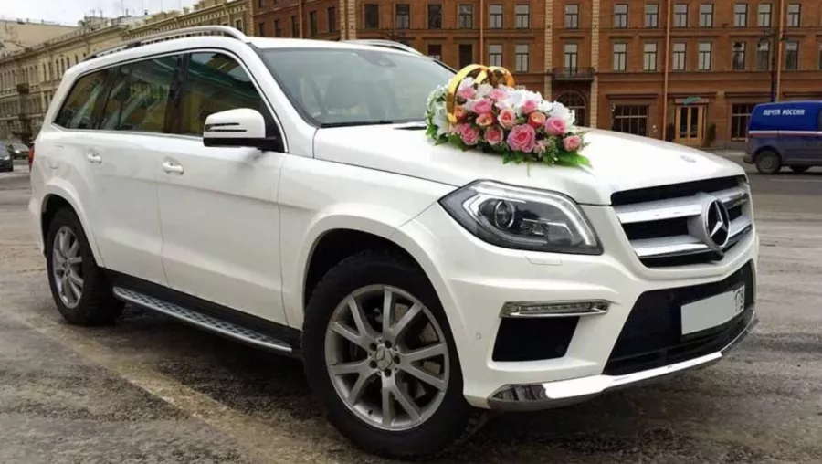 АРЕНДА АВТОМОБИЛЕЙ НА СВАДЬБУ в Санкт-Петербурге: Для влюбленных, Автолюбителям, Машины , Прокат , Праздник , Аренда,