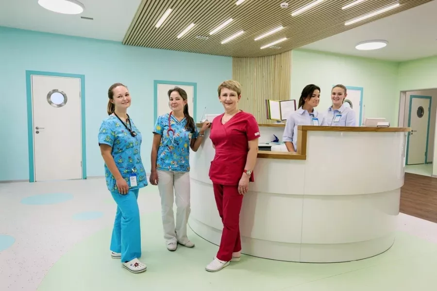 Семейная поликлиника в Магадане: Для всей семьи, Клиника, Невролог, Врач, Доктор, Терапевт, Окулист, Больница,