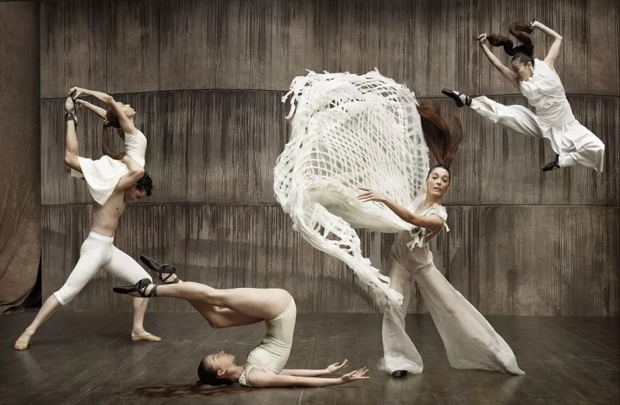 Детская хореографическая студия народного танца Майкопчанка в Майкопе: Танцы, Зал, Хореография, Растяжка, Детям, Школа,