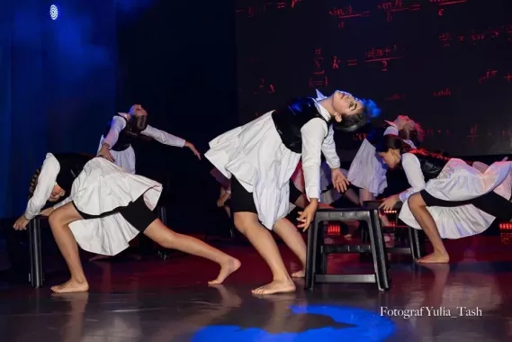 Школа танцев "Движение"