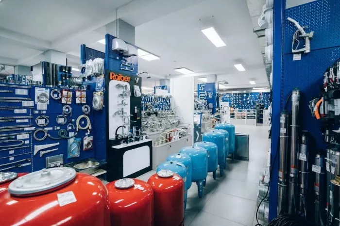 Строительный магазин "Вираж"