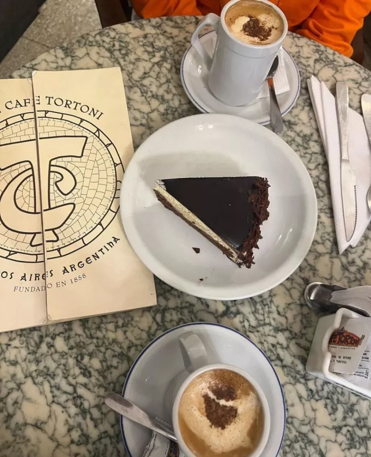 Кафе Tortoni в Буэнос-Айрес (Аргентина): Кафе 😋, Бильярд, Танго, Домино, Cafe, Pool, Tango, Domino,