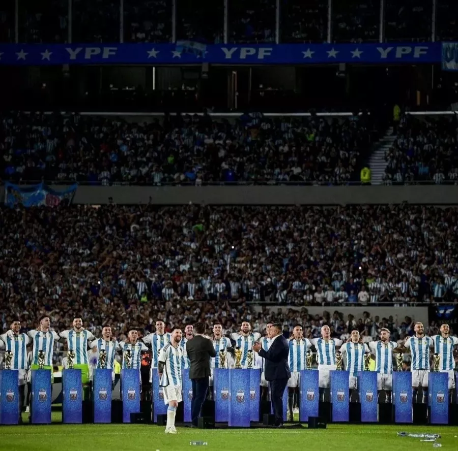 Стадион Monumental в Буэнос-Айрес (Аргентина): Стадион, Футбол , Концерты, Арена, Stadium , Arena, Football , Concerts,