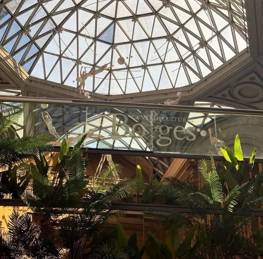 Торговый центр Galerías Pacífico в Буэнос-Айрес (Аргентина): Hotel, Galleria , Memorial, Торговый центр , Галерея , Отель, Памятник, Shopping mall,