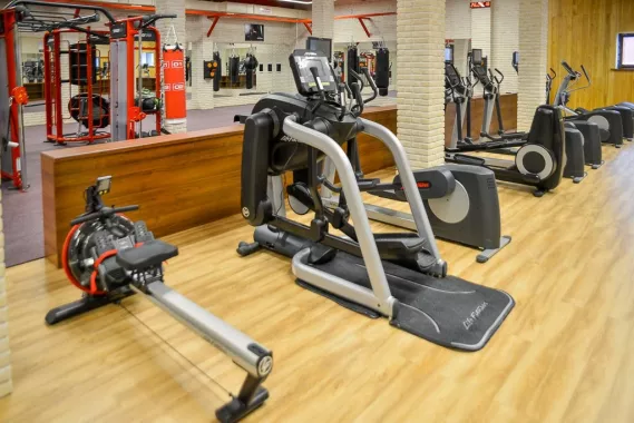Фитнес-клуб "Люкс Gym"