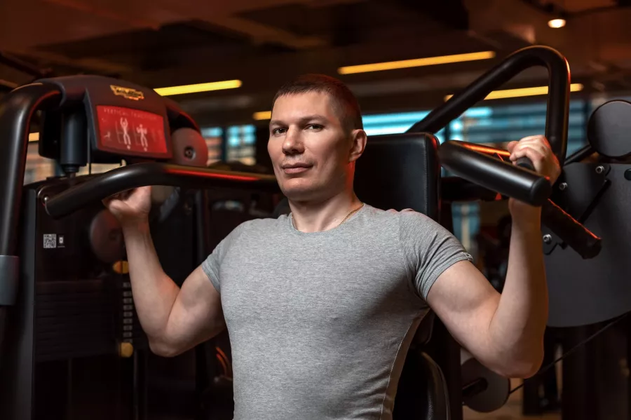 Фитнес-клуб Black Gym в Магадане: Тренажерный Зал 🤸♀️, Тренировка, Спортзал, Фитнес, Занятие Спортом, Кроссфит, Следить за здоровьем, Персональный тренер,