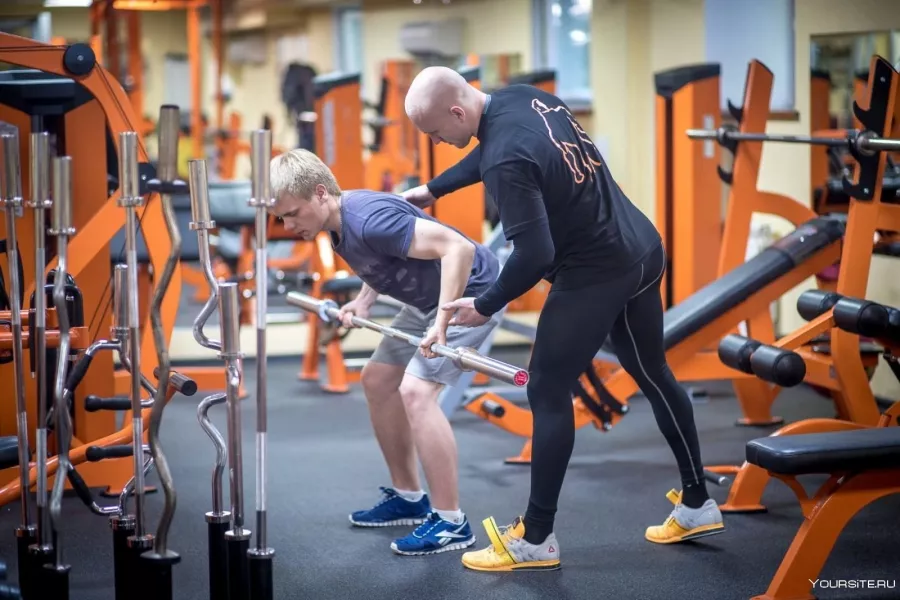 Фитнес-клуб Black Gym в Магадане: Тренажерный Зал 🤸♀️, Тренировка, Спортзал, Фитнес, Занятие Спортом, Кроссфит, Следить за здоровьем, Персональный тренер,