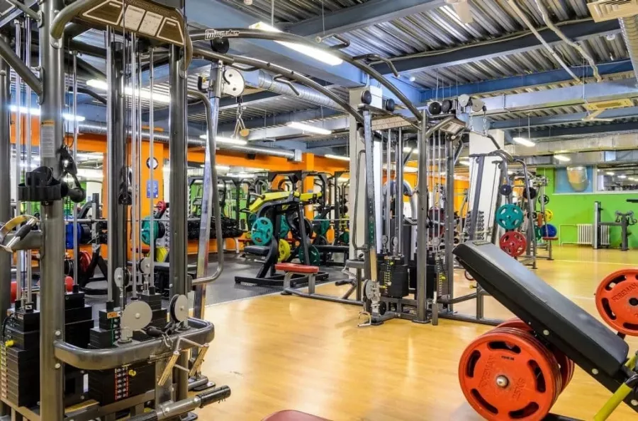 Спортивный клуб Crossfit в Магадане: Тренажерный Зал 🤸♀️, Тренировка, Спортзал, Фитнес, Занятие Спортом, Кроссфит, Следить за здоровьем, Персональный тренер,
