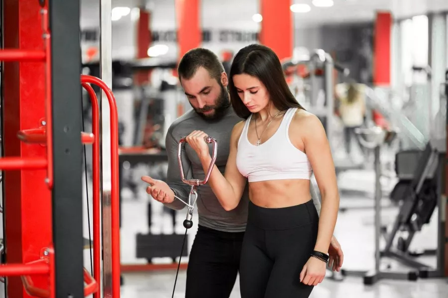 Спортивный клуб Старт в Магадане: Тренажерный Зал 🤸♀️, Тренировка, Спортзал, Фитнес, Занятие Спортом, Кроссфит, Следить за здоровьем, Персональный тренер,