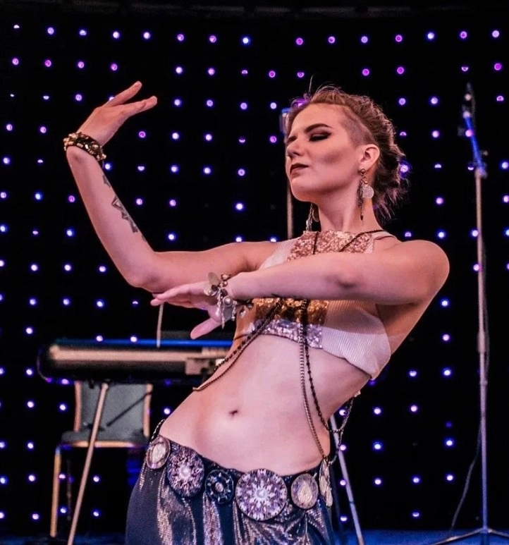 Студия танцев DANCE LIFE в Нижнем Новгороде: Танцы, Зал, Хореография, Школа танцев, Дети, Растяжка,