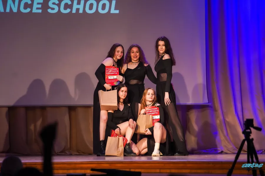 Школа танцев Serious в Нижнем Новгороде: Танцы, Зал, Хореография, Растяжка, Школа,