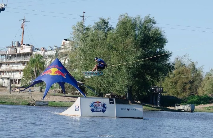 Вейк-парк Pampa Cablepark в Буэнос-Айрес (Аргентина): Парк,