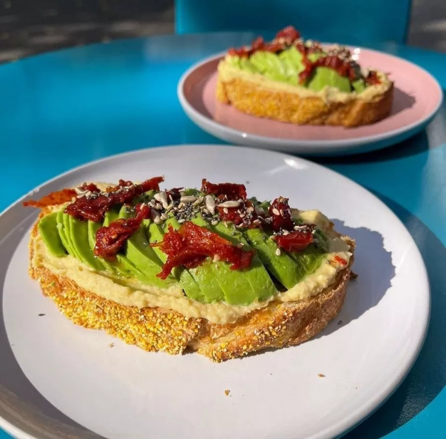 Кафе Tótem в Буэнос-Айрес (Аргентина): Еда, Кафе, Можно с животными, Кофе, Десерты,