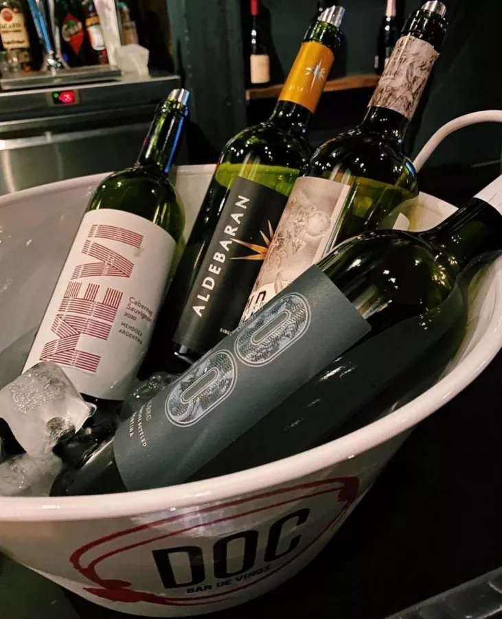 Винный Бар DOC в Буэнос-Айрес (Аргентина): Еда, Бар, Кофе, Вино,