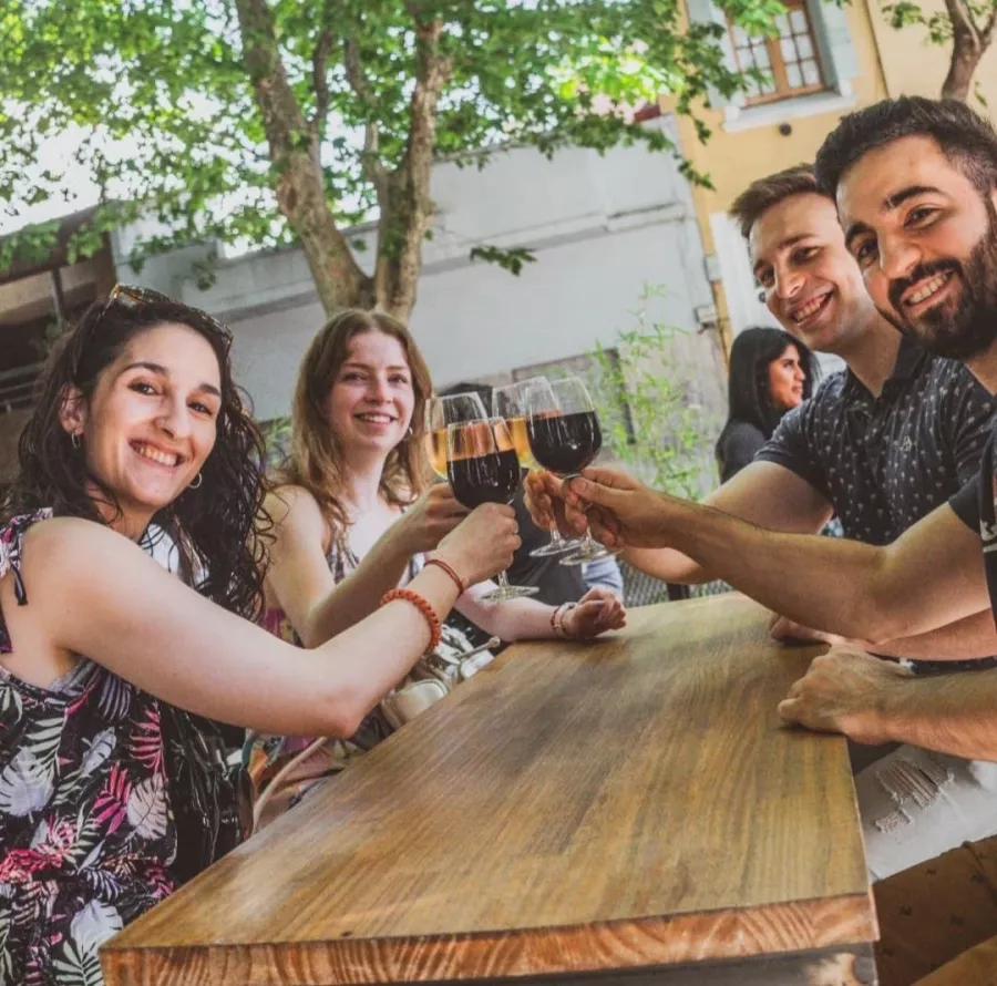 Винный Бар DOC в Буэнос-Айрес (Аргентина): Еда, Бар, Кофе, Вино,