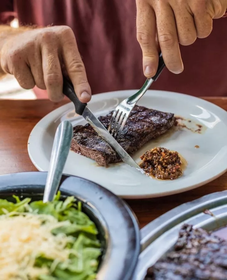 Ресторан La Parraca в Буэнос-Айрес (Аргентина): Еда, Ресторан, Гриль, Стейки, Пиво,