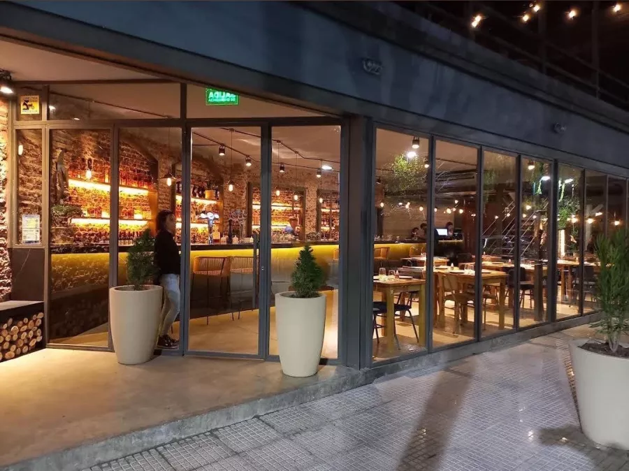 Ресторан FUEGOS в Буэнос-Айрес (Аргентина): Еда, Стейки, Бар, Ресторан,