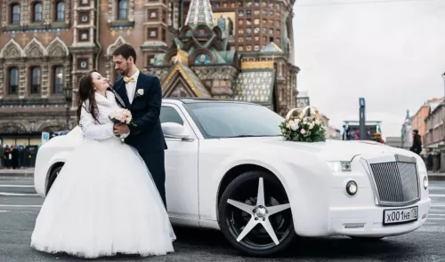 Аренда автомобиля с водителем Five Cars в Санкт-Петербурге