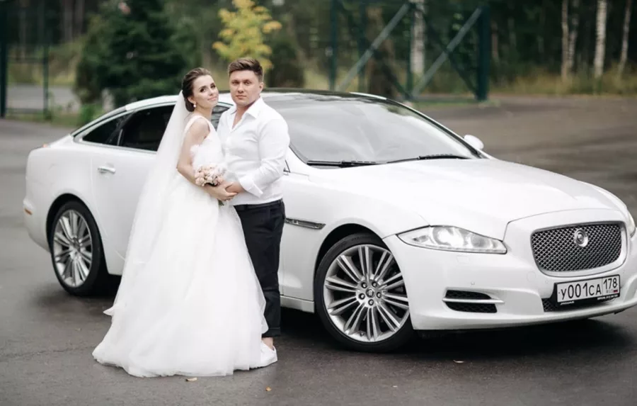 Аренда автомобиля с водителем Five Cars в Санкт-Петербурге: Для влюбленных, Автолюбителям, Водитель , Машины , Прокат , Бизнес класс ,