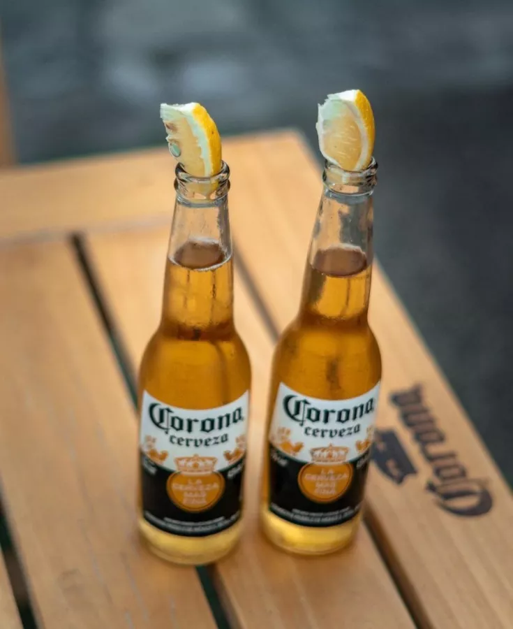 Бар Chill Garden в Буэнос-Айрес (Аргентина): Еда, Пиво, Коктейли, Десерты, Бар,