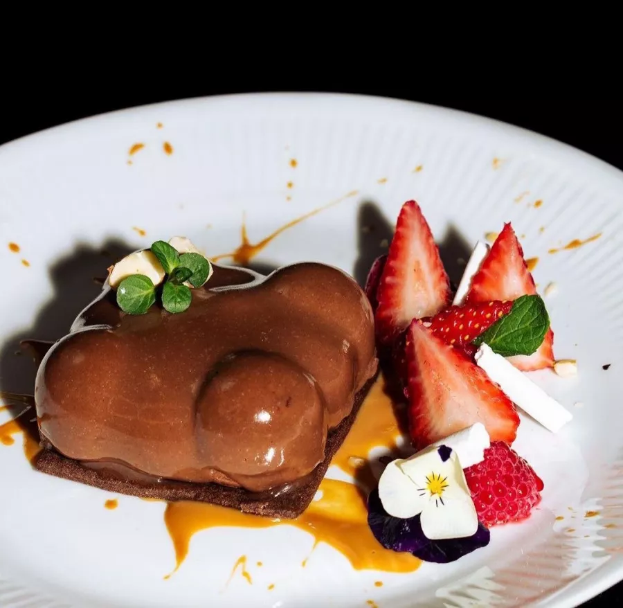 Бар Anasagasti в Буэнос-Айрес (Аргентина): Еда, Десерты, Бар, Коктейли, Морепродукты,