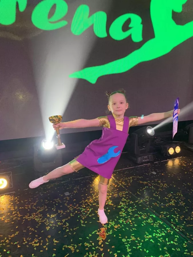 Танцевальный коллектив Dance Arena в Нижнем Новгороде: Танцы, Зал, Хореография, Школа танцев, Эстрадный танец, Растяжка,