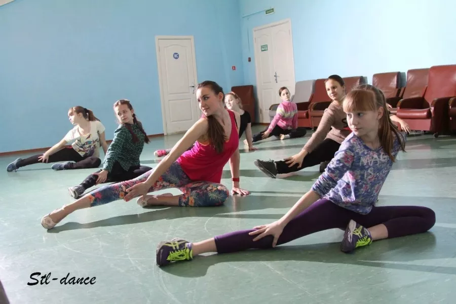 Школа танцев Stl-dance в Нижнем Новгороде: Танцы, Зал, Хореография, Школа танцев, Современная хореография, Растяжка,