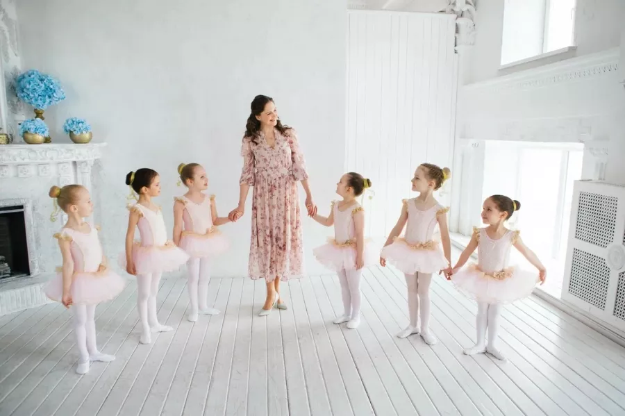 Балетная студия Danse Classique в Нижнем Новгороде: Танцы, Зал, Хореография, Балет, Растяжка, Школа,