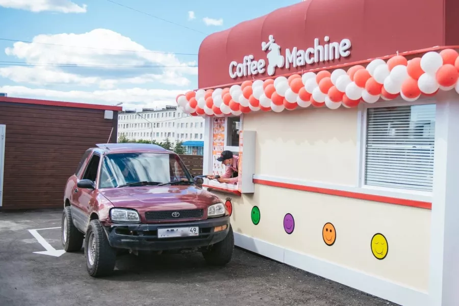 Кофейня Coffee Machine в Магадане: Кондитерский Изделия, Разновидности Кофе, Кофе, Раф, Эспрессо, Капучино, Кофе с собой,