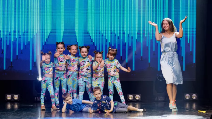 Школа танцев Freedomdance studio в Нижнем Новгороде: Танцы, Зал, Хореография, Школа танцев, Бачата, Растяжка,