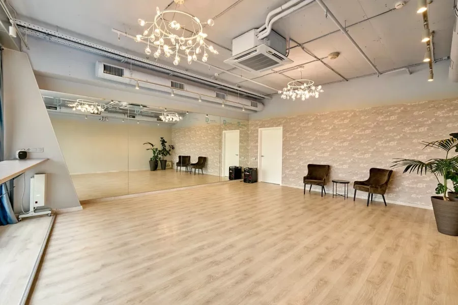Школа танцев Dance Life в Перми: Танцы, Зал, Хореография, Школа танцев, Бачата, Растяжка,