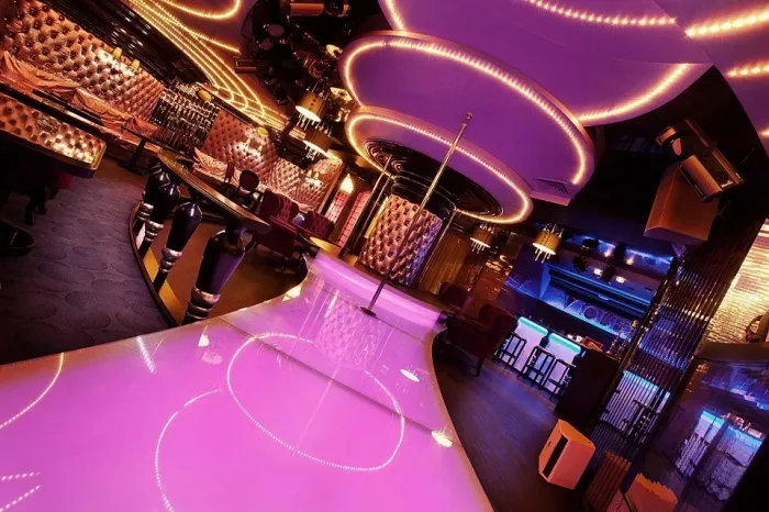 Ночной клуб "Violet"