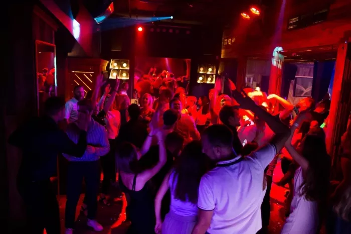 Ночной клуб "Barcode"