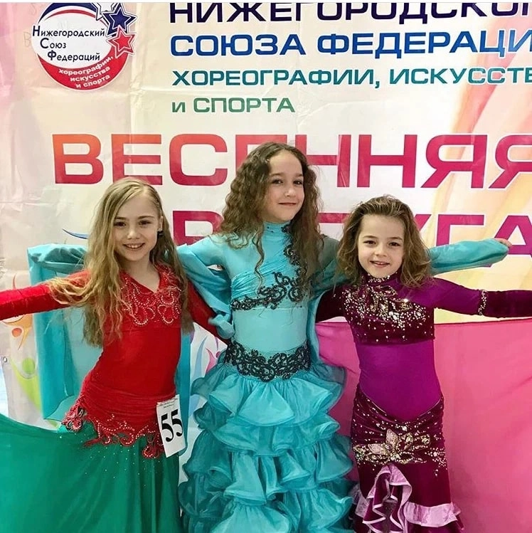 Школа танцев Dancing hall в Нижнем Новгороде: Танцы, Зал, Хореография, Школа танцев, Восточные танцы, Растяжка,