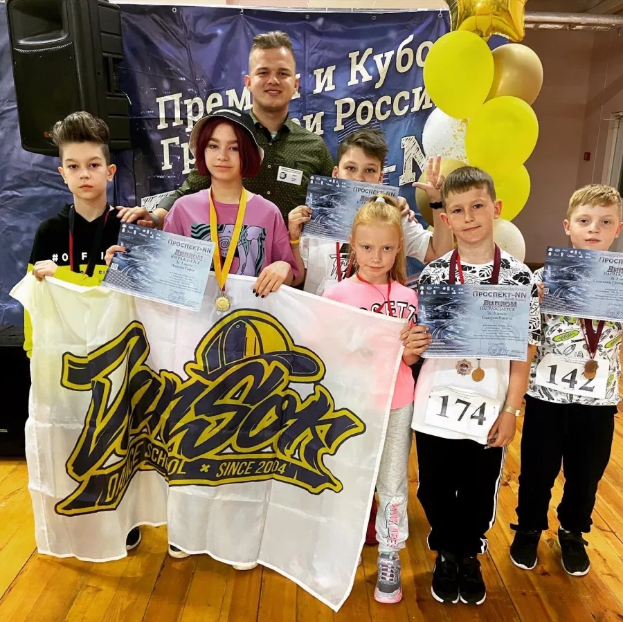 Танцевальная школа Dansok в Нижнем Новгороде: Танцы, Зал, Хореография, Растяжка, Хип-хоп, Школа,