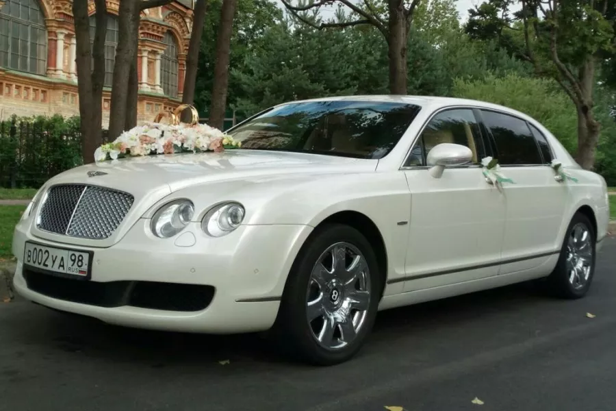 Аренда автомобилей с водителем в Санкт-Петербурге GregoryRent в Санкт-Петербурге: Автолюбителям, Прокат , Водитель , Бизнес класс , Для влюбленных, Аренда,