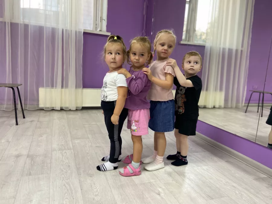 Хореографический коллектив Небылицы в Нижнем Новгороде: Танцы, Хореография , Зал, Школа танцев, Дети, Растяжка,