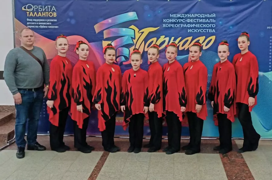 Детский ансамбль танца Карусель в Нижнем Новгороде: Танцы, Зал, Хореография, Школа танцев, Дети, Растяжка,