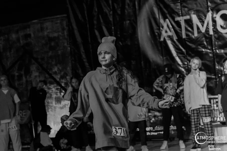 Танцевальный клуб Crazy Dream NN в Нижнем Новгороде: Танцы, Зал, Хореография, Растяжка, Хип-хоп, Школа,