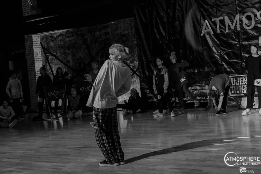 Танцевальный клуб Crazy Dream NN в Нижнем Новгороде: Танцы, Зал, Хореография, Растяжка, Хип-хоп, Школа,