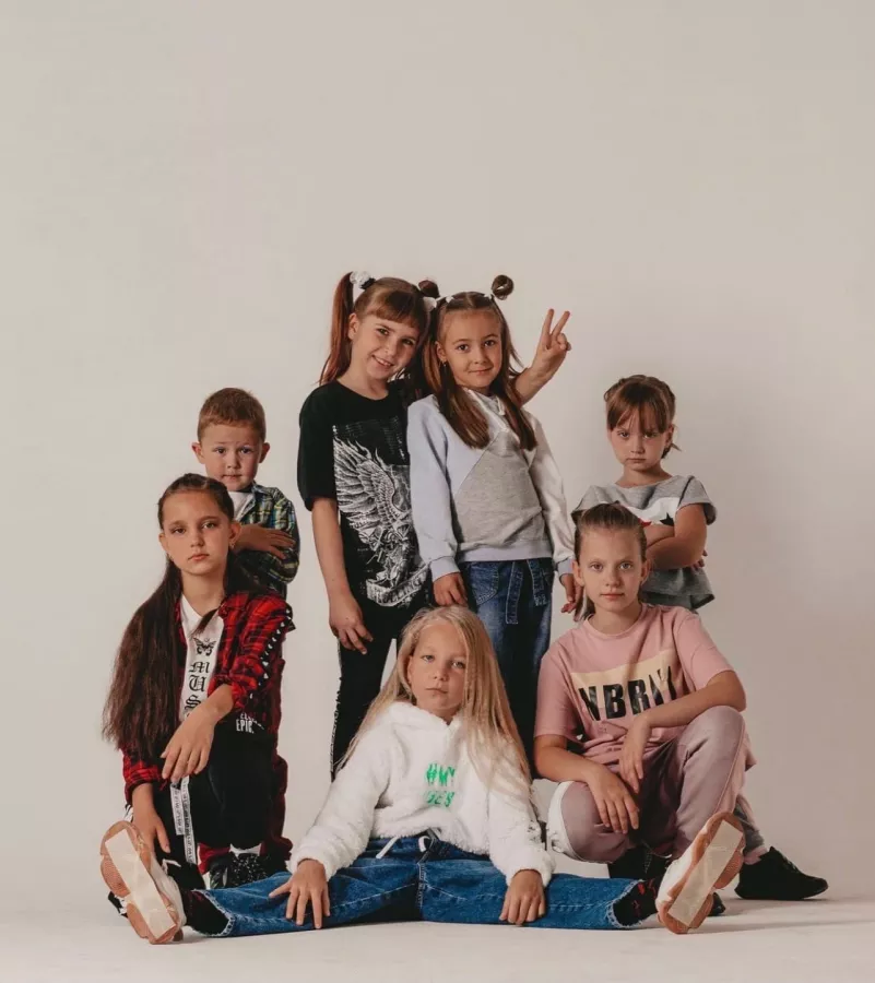 Танцевальный клуб Crazy Dream NN в Нижнем Новгороде: Танцы, Зал, Хореография, Растяжка, Хип-хоп, Школа,