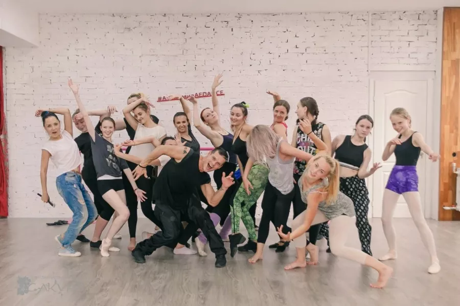 Академия танцев Ae dance в Перми: Танцы, Зал, Хореография, Школа танцев, Балет, Растяжка,