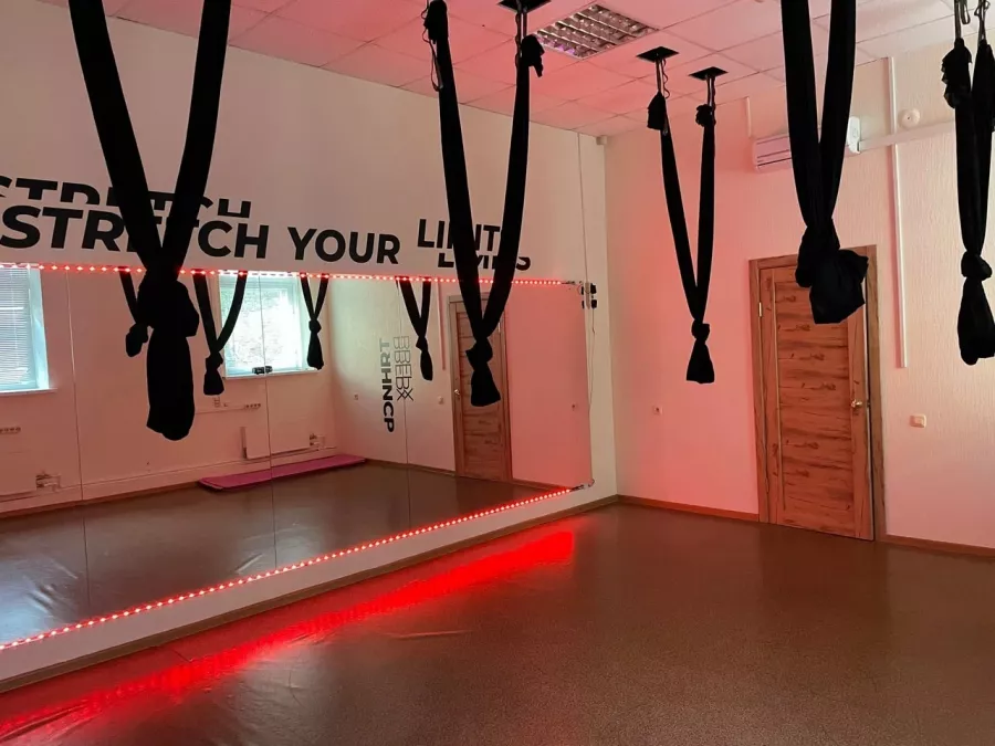 Школа танцев Be strong в Нижнем Новгороде: Танцы, Зал, Хореография, Растяжка, Школа,