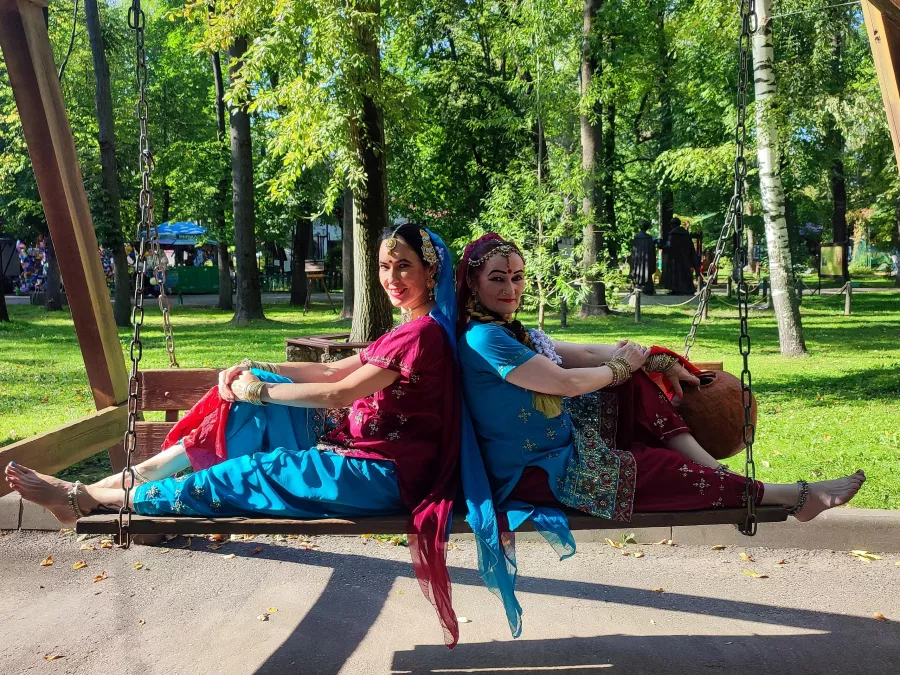 Студия индийского танца Камала в Нижнем Новгороде: Танцы, Зал, Хореография, Школа танцев, Индийские танцы, Растяжка,