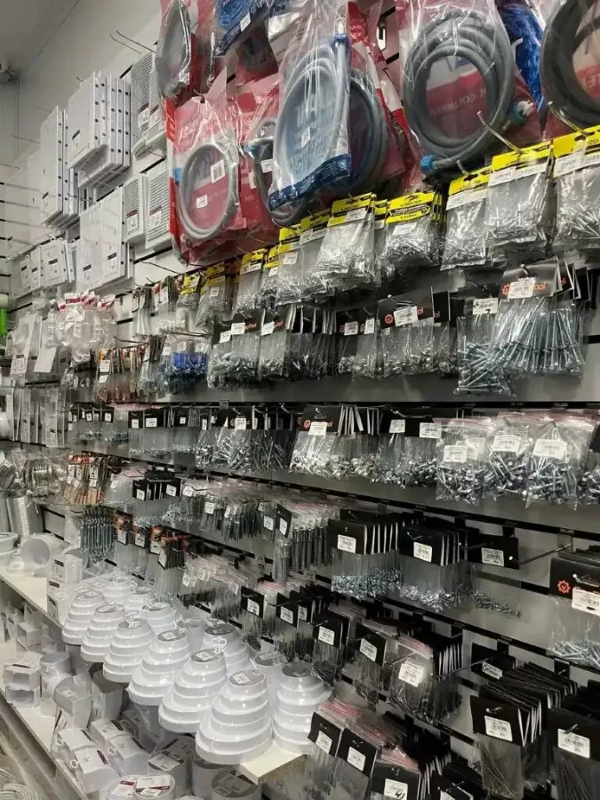 Строительный магазин R-Store в Краснодаре: Строительные магазины, Инструменты, Ремонт, Интерьер, Стройка,