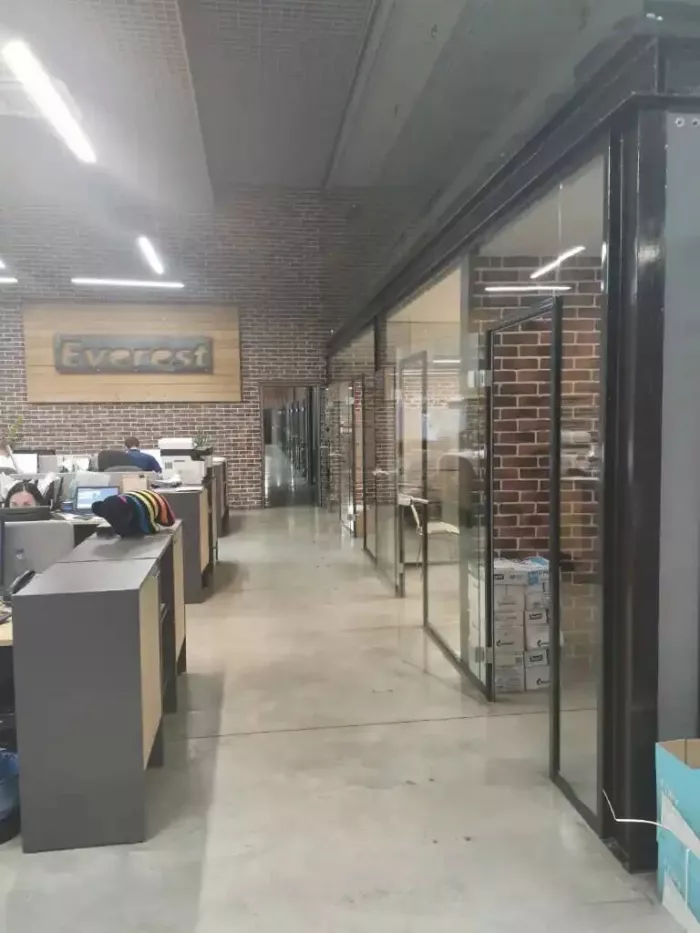 Строительный магазин "Эверест"