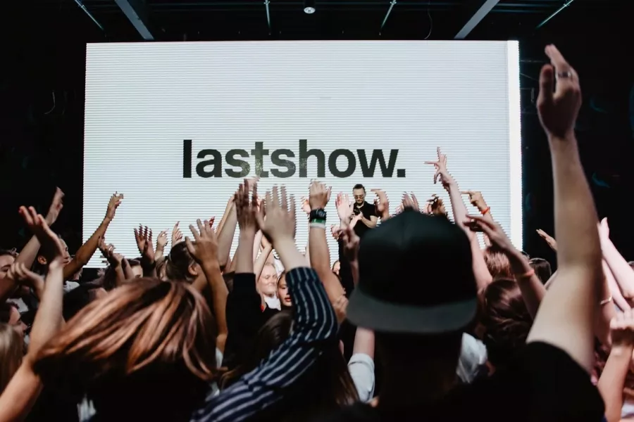 Студия танцев lastshow в Смоленске: Танцы, Зал, Хореография, Тверк, Растяжка, Школа,