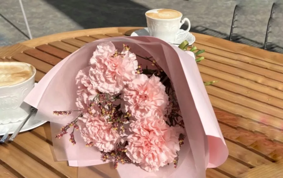 Цветочный магазин The brut flowers в Санкт-Петербурге: Букет, Магазин, Свидание, Подарки, Свадьба,