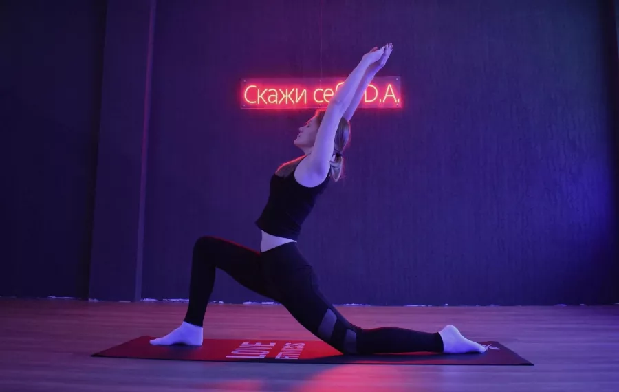 Школа танцев Dance Academy в Смоленске: Танцы, Зал, Хореография, Школа танцев, Взрослые, Растяжка,