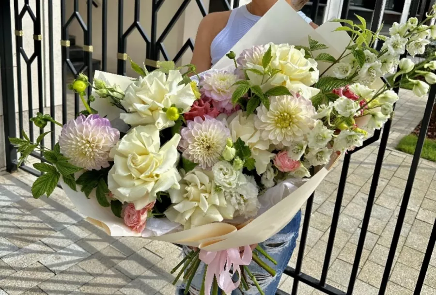 Дом цветочной моды Floral Design House в Санкт-Петербурге: Цветы, Букет, Свадебный букет , Свадьба, Для влюбленных,